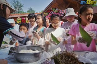 可圈可点！波杰姆斯基7中4拿到13分8篮板